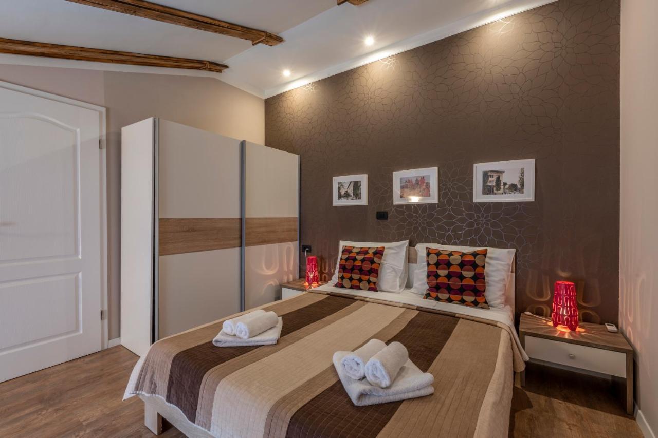 Apartment Anitea พูลา ภายนอก รูปภาพ