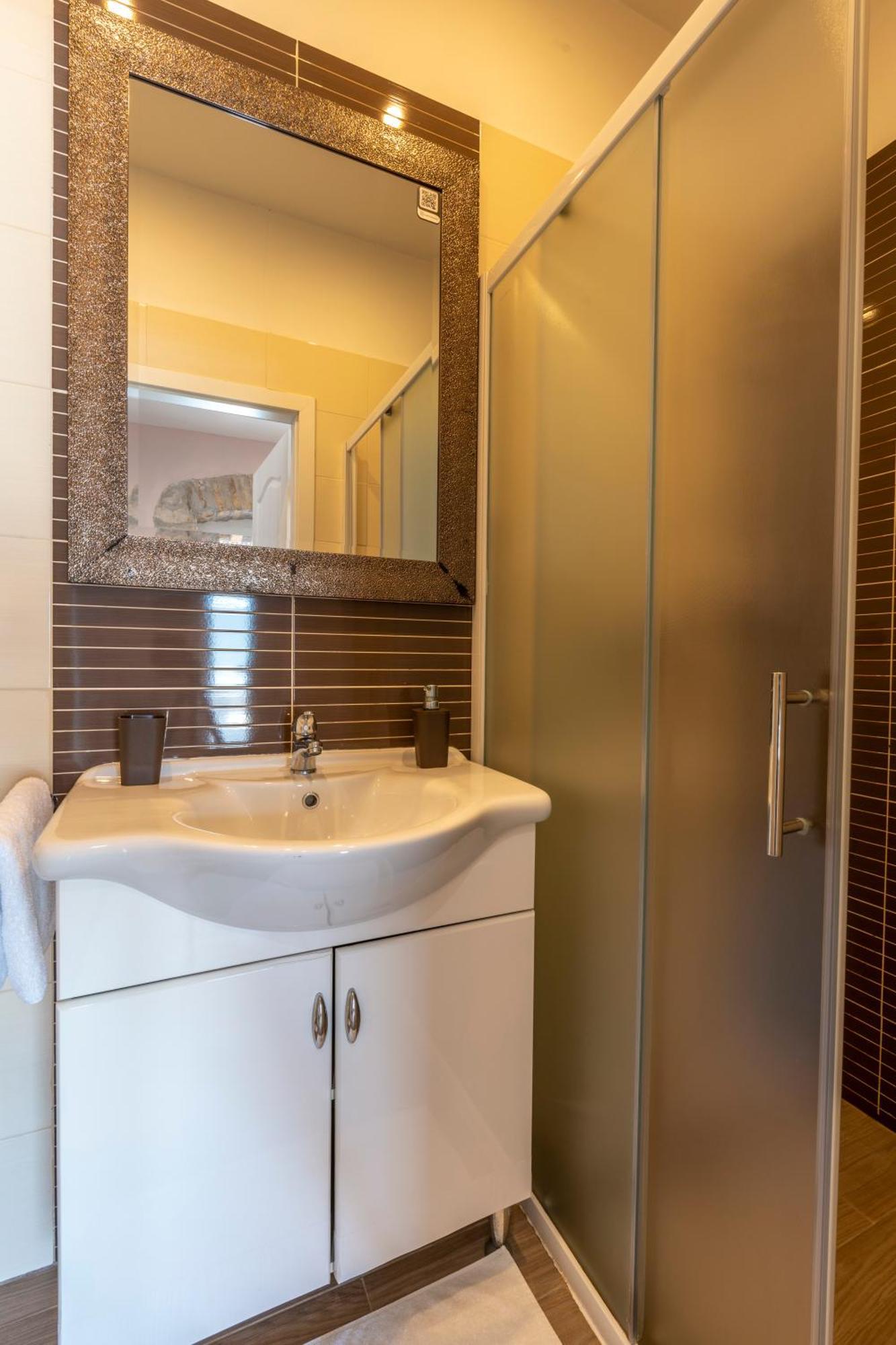 Apartment Anitea พูลา ภายนอก รูปภาพ